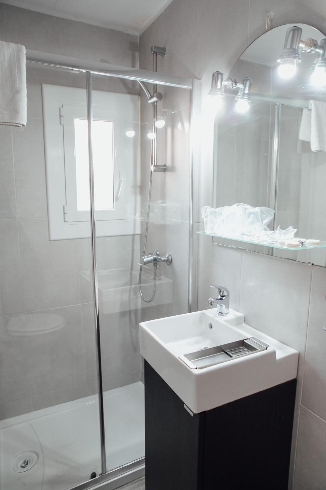 Hostal Ruta De Francia Barcelona Eksteriør billede