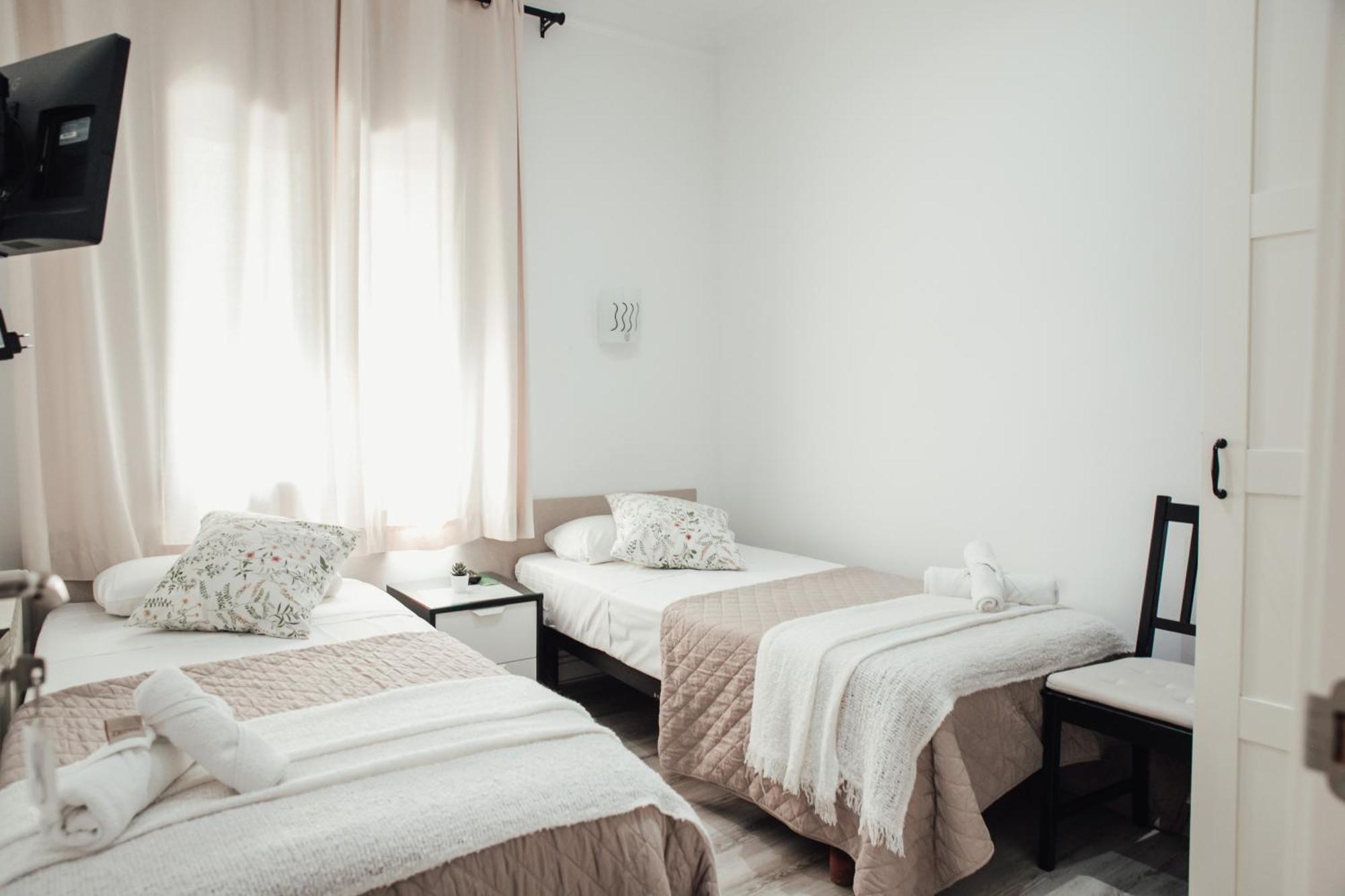 Hostal Ruta De Francia Barcelona Eksteriør billede